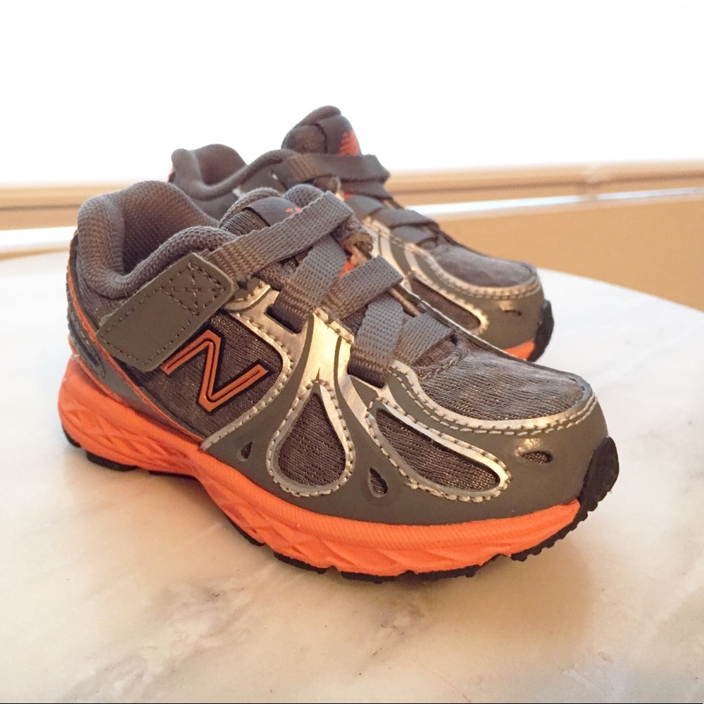 Little boys New Balance sneakers size 4